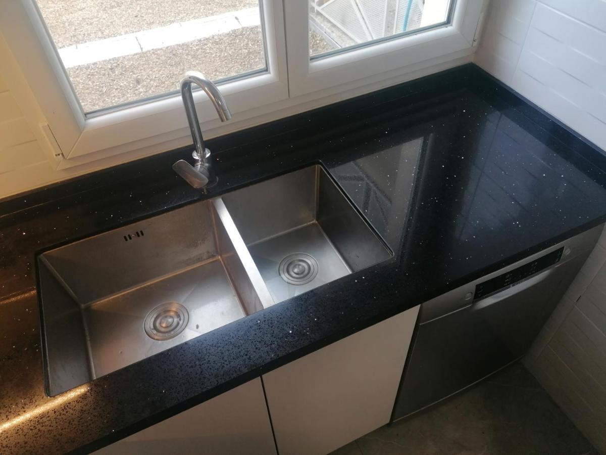 Location 3 Chambres Spacieuses Dans Appartment 2 Mn Rer Bussy Saint Georges Buitenkant foto