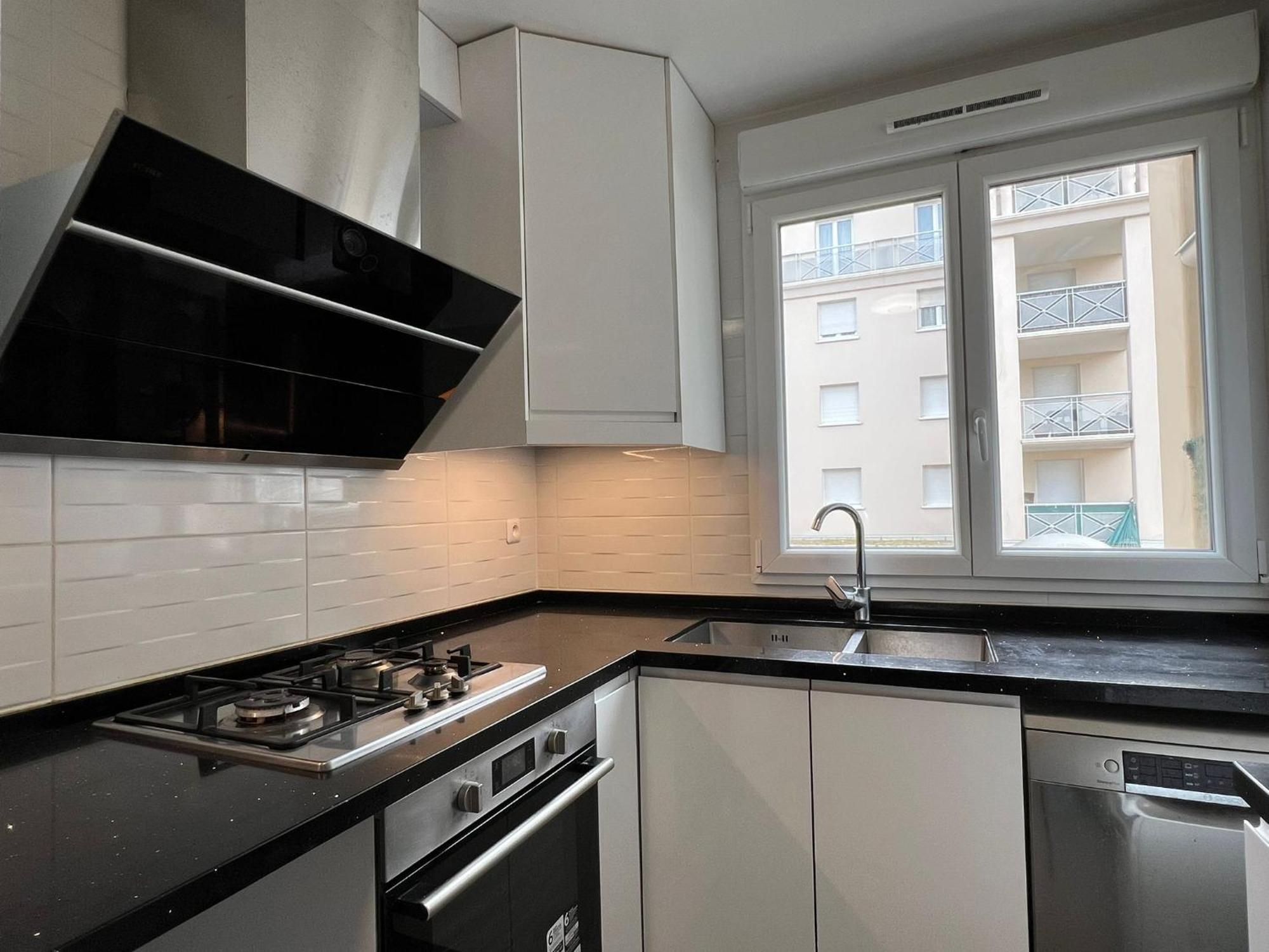 Location 3 Chambres Spacieuses Dans Appartment 2 Mn Rer Bussy Saint Georges Buitenkant foto
